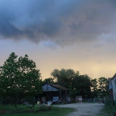 Chambre A La Ferme Chez L'Habitant Besson Buitenkant foto